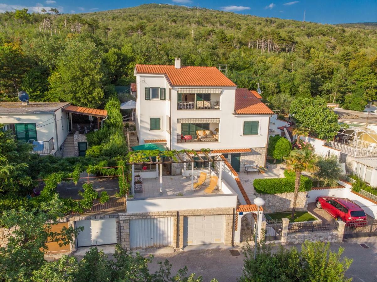 Villa Nika Selce Eksteriør billede