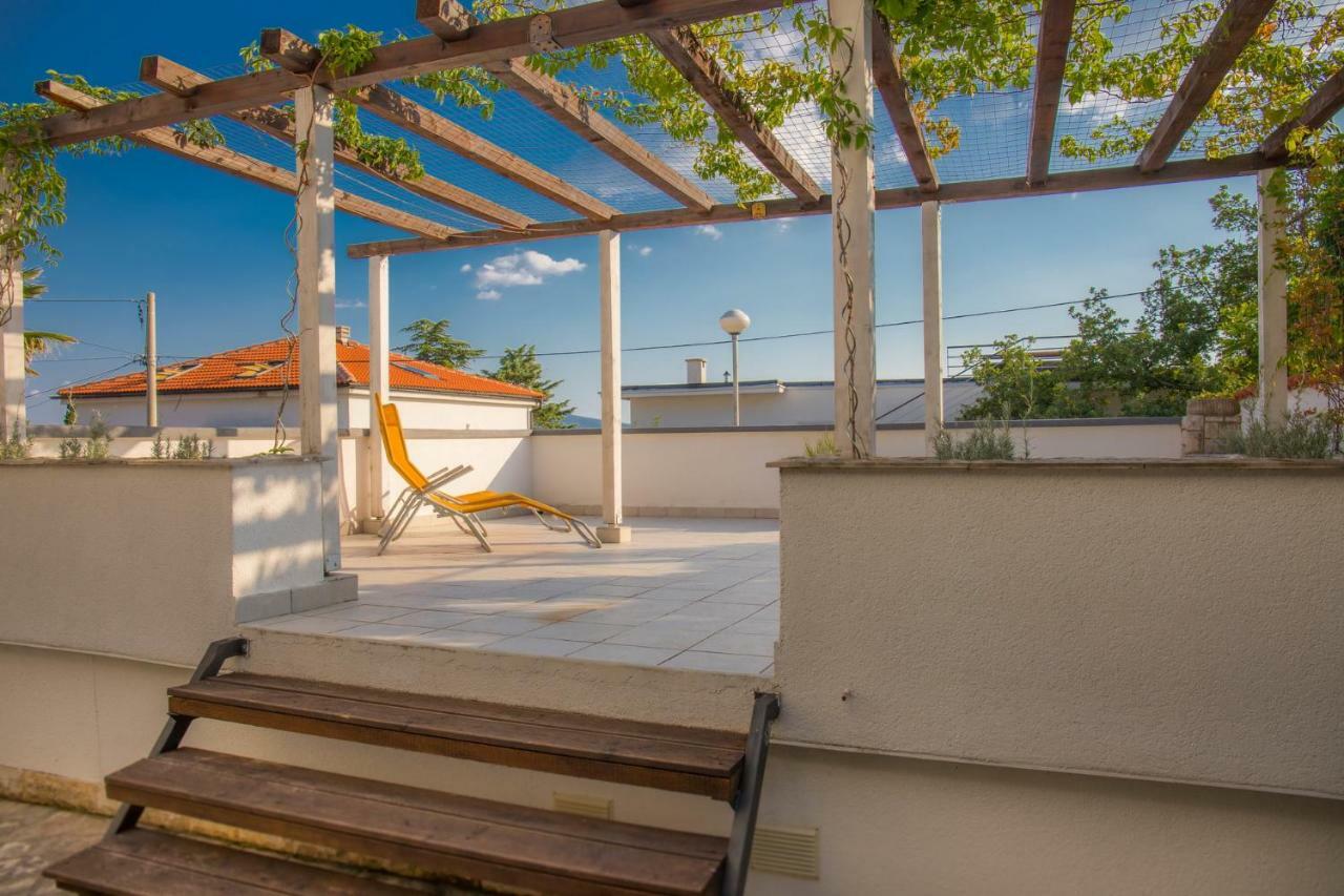 Villa Nika Selce Eksteriør billede